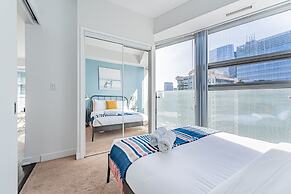 The Bay Suites - Entertainment Dist