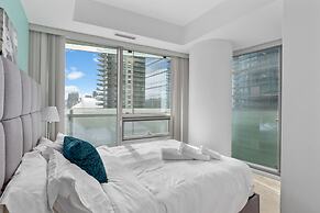 The Bay Suites - Entertainment Dist