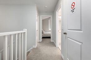 Luxury Entire house mins Niagara falls & Brock uni