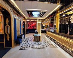 Camphor Hotel