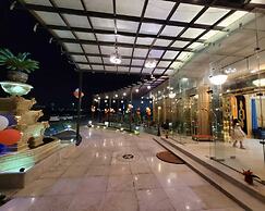 Camphor Hotel