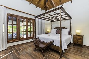 Luxury Stunning Villa in Cocotal With Pool