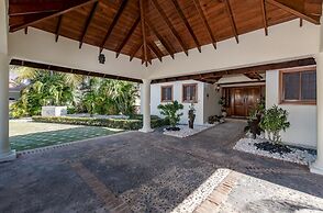 Luxury Stunning Villa in Cocotal With Pool