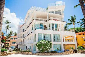 Ocean View Apartment With 3 BDR at B Varo Beach