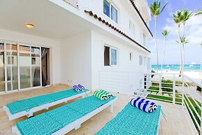 Ocean View Apartment With 3 BDR at B Varo Beach