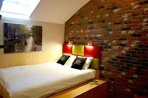 New Word St. Hostel