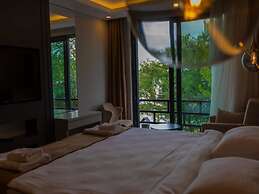 Santana Resort Hotel
