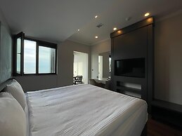 Santana Resort Hotel