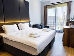 Santana Resort Hotel