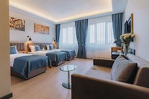 City Port Hotel
