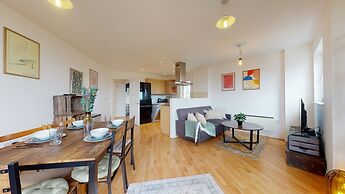 Cozy Hackney Apartment