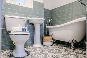 Stunning Maida Vale Apartment