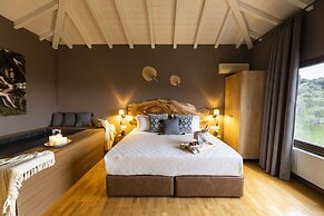 Avaton Suites & Villa Philian Collection