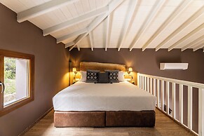 Avaton Suites & Villa Philian Collection