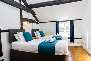 2 Pound cottage
