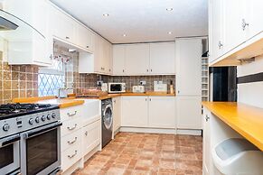 2 Pound cottage