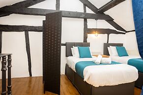 2 Pound cottage