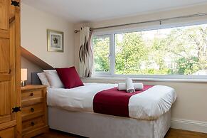 2 Pound cottage