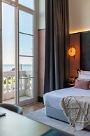 The Editory Riverside Hotel, an Historic Hotel
