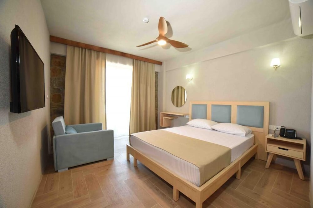 Limnos Hotel