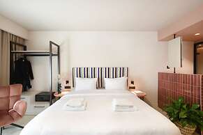 Pavo Art Hotel