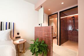 Pavo Art Hotel