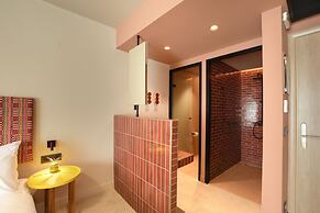 Pavo Art Hotel