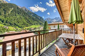 Uralp Royal by A-Appartments