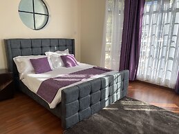 Takdiri Homes Plush 3BR Appartment