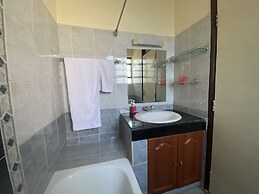 Takdiri Homes Plush 3BR Appartment