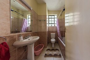 Takdiri Homes Plush 3BR Appartment