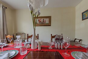 Takdiri Homes Plush 3BR Appartment