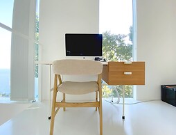 Atami Hamada House
