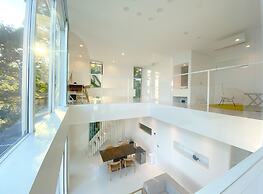 Atami Hamada House