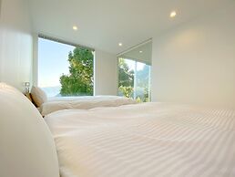 Atami Hamada House