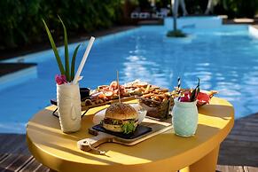 Tropicana Suites