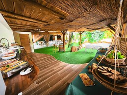 Tropicana Suites