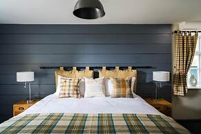 Lifeboat Inn
