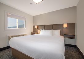 Coast Penticton Hotel