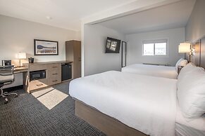 Coast Penticton Hotel