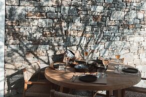 Cove Paros