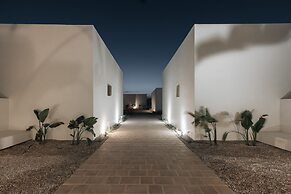 Cove Paros