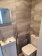 City Centre, Detached 10 Person Accommodation
