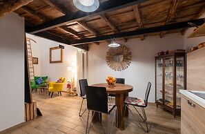 City Center Apartment - Sleeps 2 - Pet Friendly