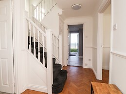 17 St. Magnus Close