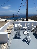 S&K Traditional Cycladic House Serifos
