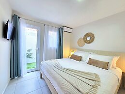 Rooi Santo Residence