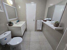 Rooi Santo Residence