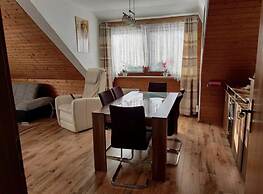 Charming 3- Bed Apartment in City Celle