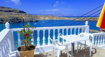 Seaview Studio For Two Just Minutes From The Beach